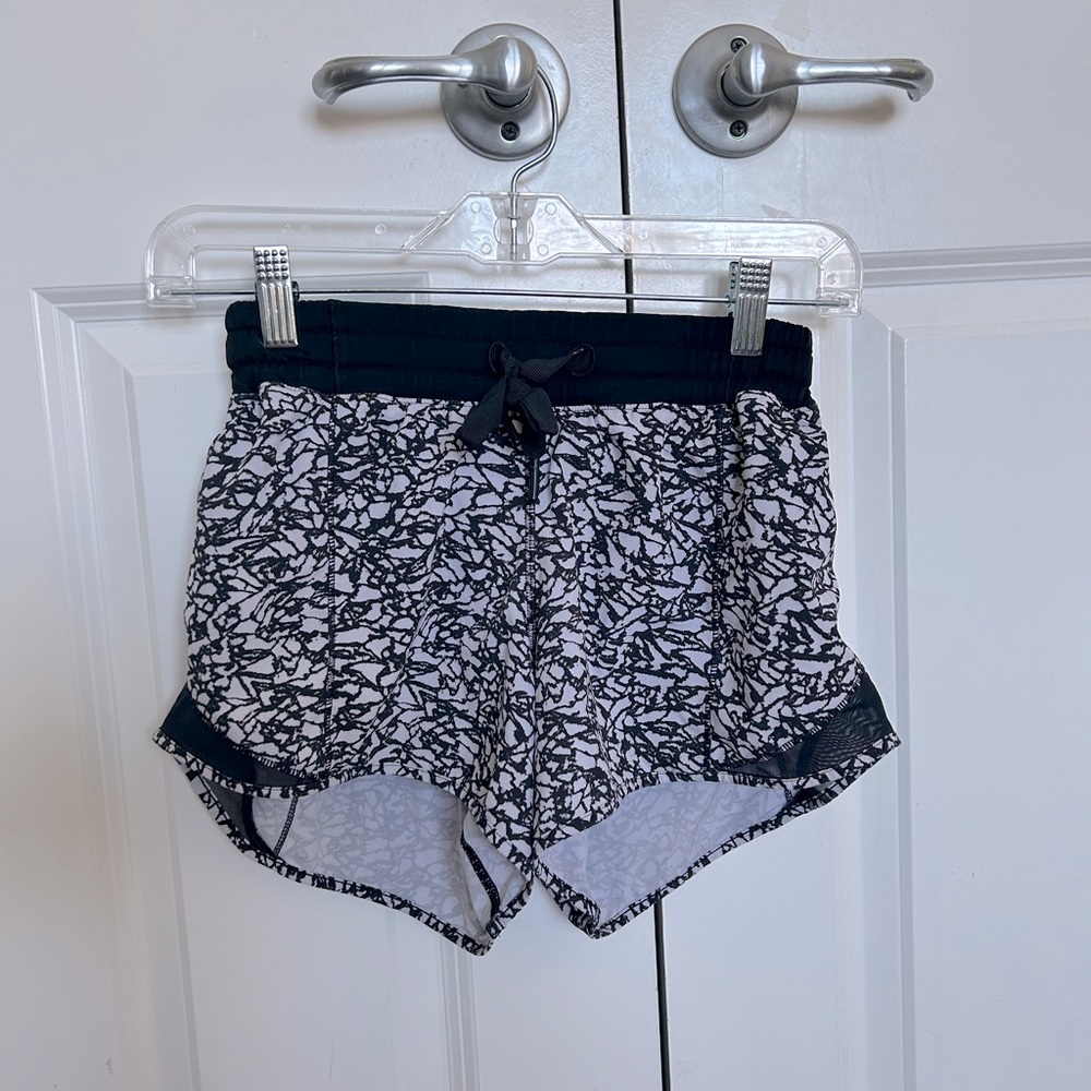 Lululemon 2in Hotty-Hot Shorts